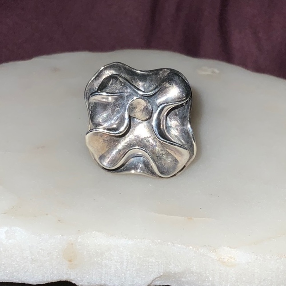 Silpada Flower Ring